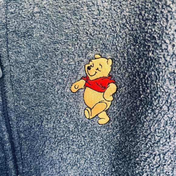 Disneyland Embroidered Winnie the Pooh  Fleece on Faux Fur Jacket size M - Picture 2 of 13